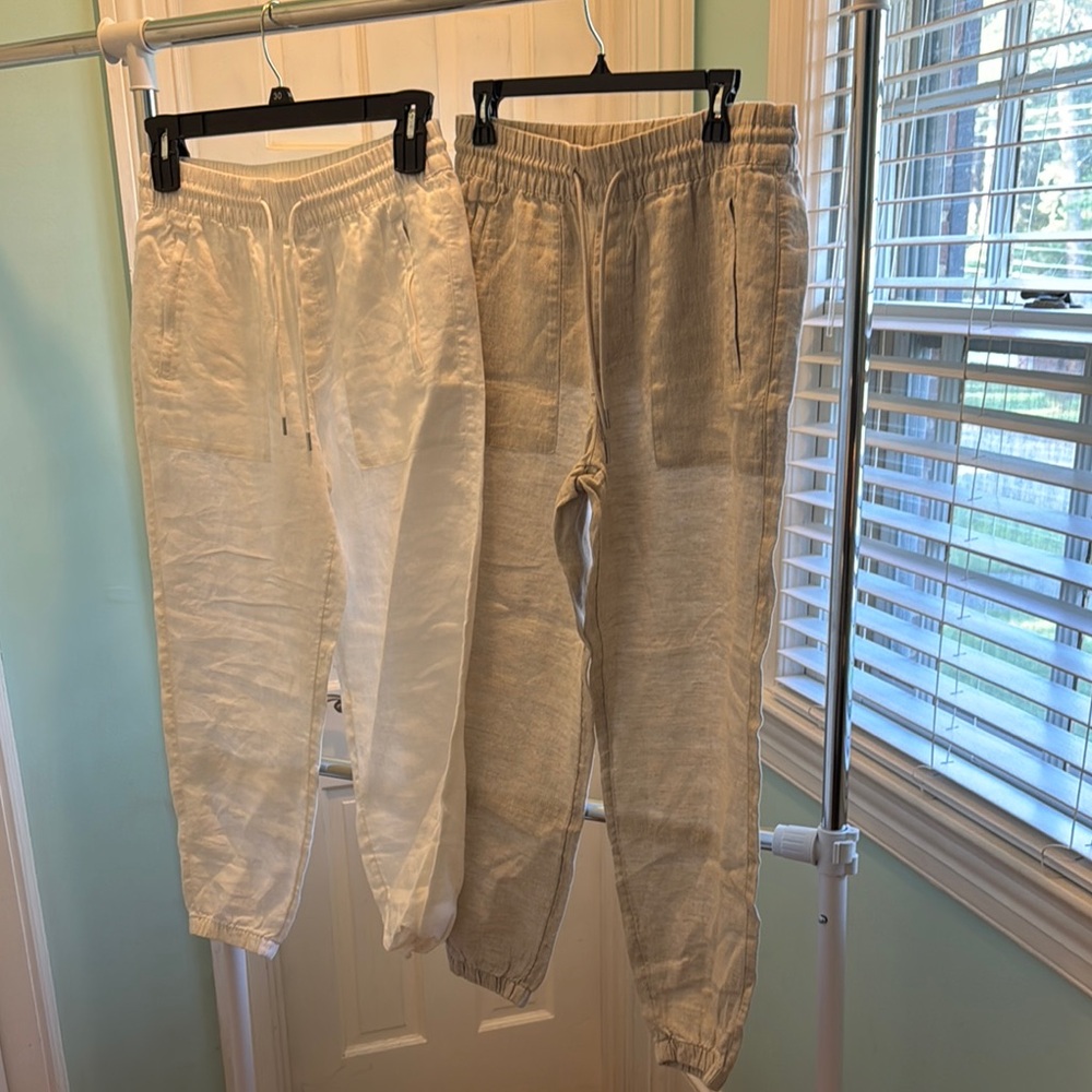 Athleta White and Beige Jogger Pants Set